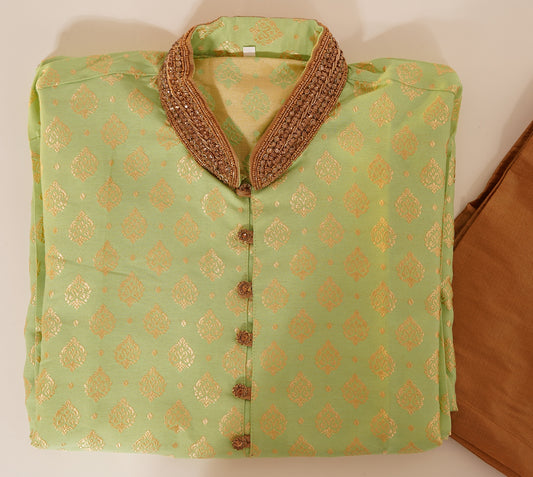 The Niraj Kurta